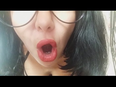 ❤️ Honey, hooyadaa anoo ah hooyadaa kuma ogolaan doonto inaad iskuul aado maanta... aad baan kuugu baahanahay... ❌  Galmada dabada ❌️❤